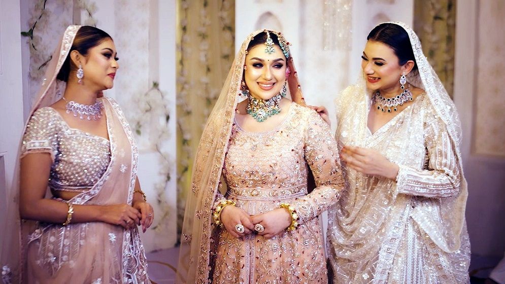 অপু বিশ্বাস আবারও বউ সাজলেন , কিন্তু কেন?