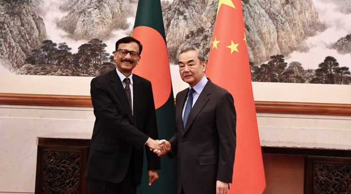 চীনা পররাষ্ট্র মন্ত্রীর সঙ্গে তৌহিদ হোসেনের বৈঠক