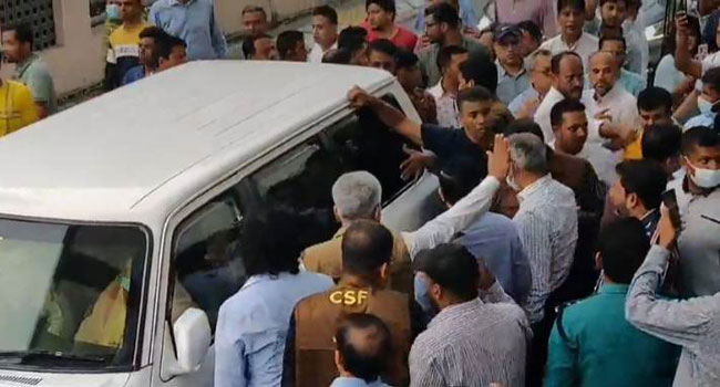 খালেদা জিয়া হাসপাতালে 