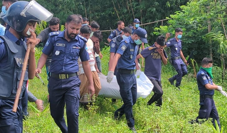 ওসিসহ ৬ পুলিশ প্রত্যাহার ‘ঘুষ’ নেওয়ার অভিযোগে খাঁটিহাতা হাইওয়ে থানার 