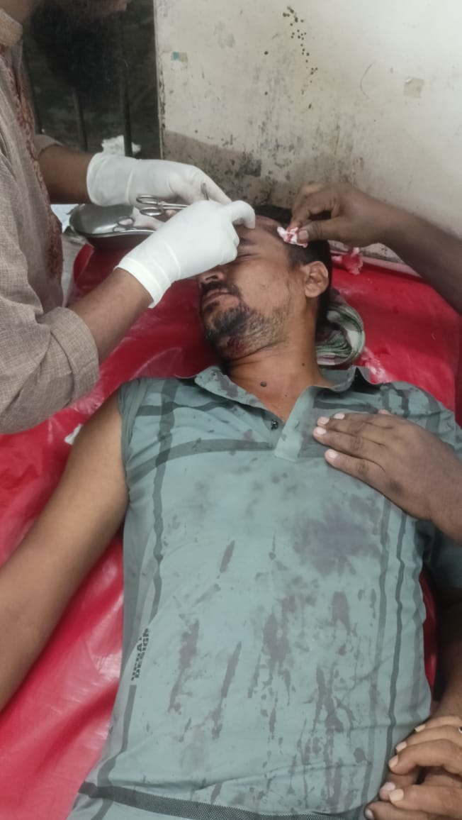 কোড়ালিয়া স্পীড বোট ঘাটে চাঁদার দাবিতে হামলা আহত ৩