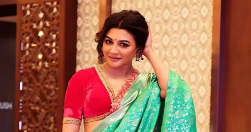 জয়া আহসান ভারতে বিজেপির তোপের মুখে 