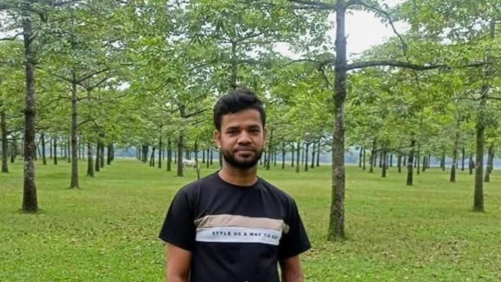 বৃদ্ধকে খুঁটিতে বেঁধে নির্যাতন সুদের টাকা আদায়ে , অভিযুক্ত আটক