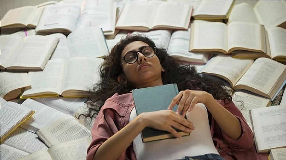 কেন ঘুম ঘুম ভাব হয় সারা দিন ?