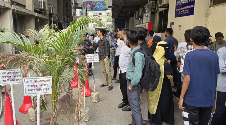 শীর্ষ সন্ত্রাসী মামুন নিহত পুরান ঢাকায় গুলিতে 