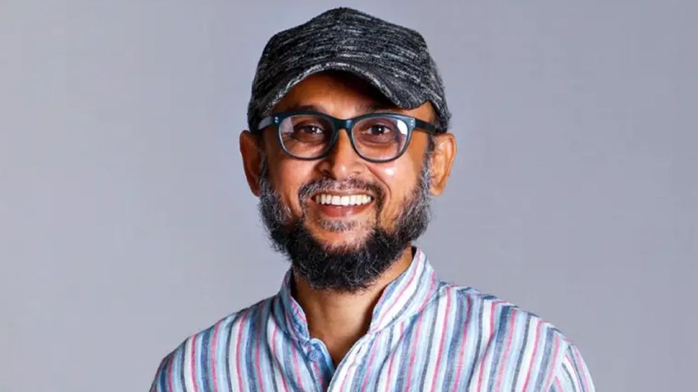  ফারুকীসহ একাধিক উপদেষ্টালাল পাসপোর্ট ছেড়ে দিয়েছেন