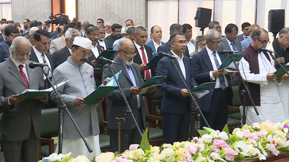 ৫০ জনের নতুন মন্ত্রিসভা গঠিত ২৫ পূর্ণমন্ত্রী ও ২৪ প্রতিমন্ত্রী হচ্ছেন যারা