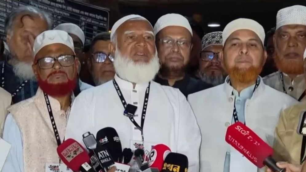 জামায়াত  প্রথমবার শহীদ মিনারে , ব্যাখ্যায় যা বললেন আমির