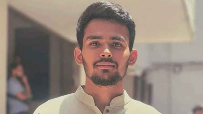 ব্যাংক হিসাব তলব সাবেক উপদেষ্টা আসিফ মাহমুদের 