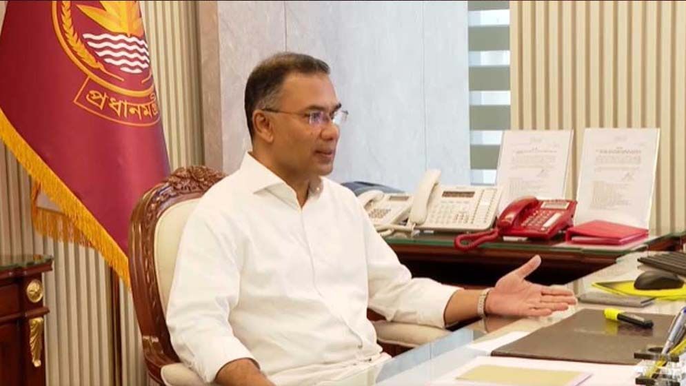 সচিবালয়ে কর্মব্যস্ত ঈদ ছুটি শেষে প্রধানমন্ত্রী