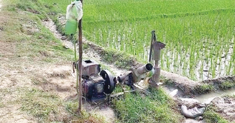 জনজীবন লোডশেডিংয়ে বিপর্যস্ত 