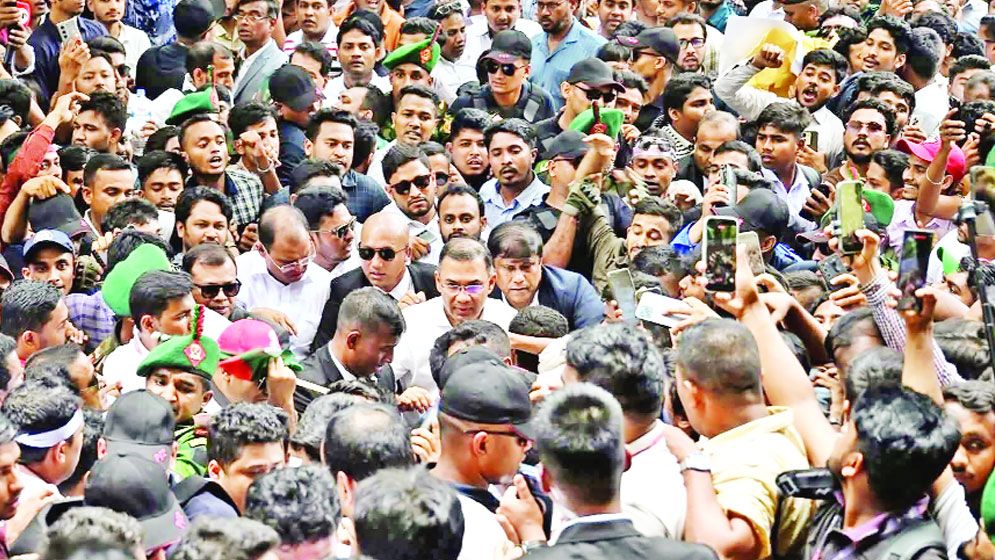 শিক্ষার্থীদের সহযোগিতা চান স্থিতিশীলতা বজায় রাখতে  প্রধানমন্ত্রী
