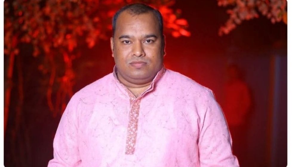  যুবদল নেতা বহিষ্কার প্রবাসীর স্ত্রীর সঙ্গে আপত্তিকর অবস্থায় আটক