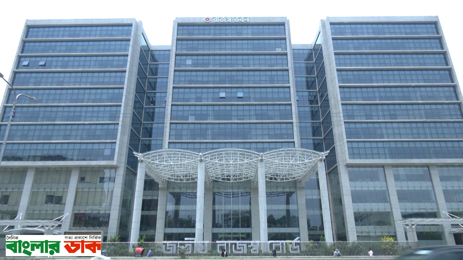 বাজেটে কমতে পারে যেসব পণ্যের দাম