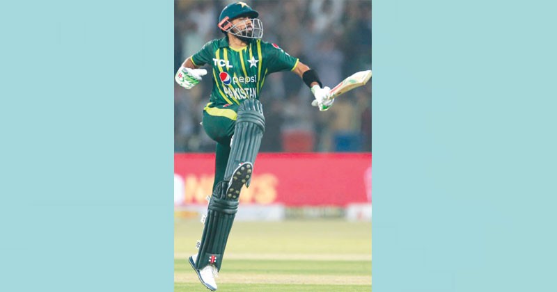 পাকিস্তান বাবরের বিশ্বরেকর্ডে জিতল 