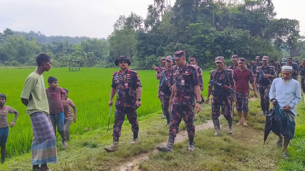 বিজিবি কঠোর অবস্থানে বড়লেখা সীমান্তে পুশইনে মরিয়া বিএসএফ, -জনতা