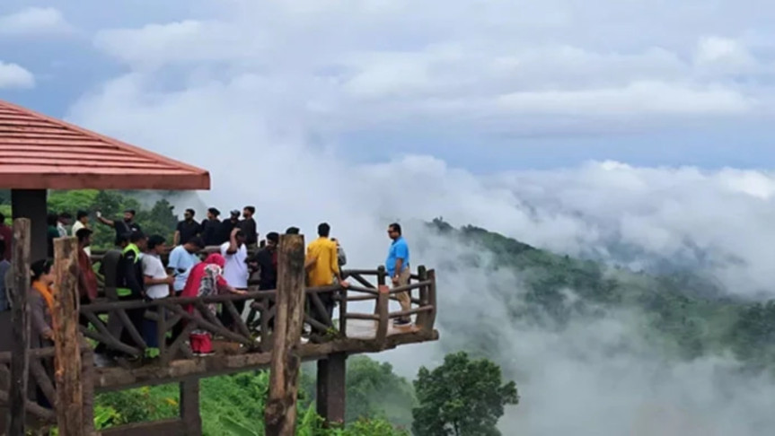 বান্দরবানের সকল পর্যটনকেন্দ্র বন্ধ ঘোষণা ১৫ জুলাই পর্যন্ত