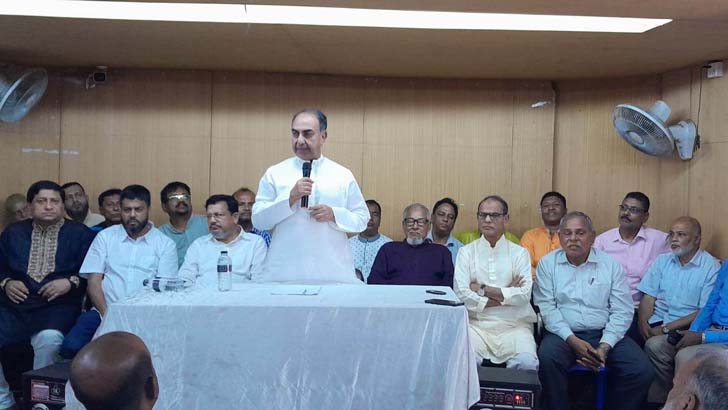 সরকারকে পদত্যাগ করতেই হবে , দেন-দরবারে কাজ হবে না: মির্জা আব্বাস