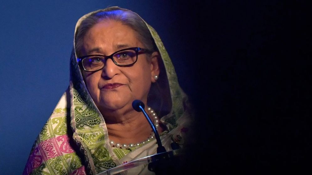চাইলেই কী দেশে ফিরতে পারবেন হাসিনা  ?