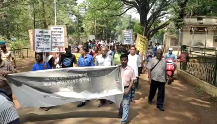 শান্তিনিকেতনে পদযাত্রা-পথনাটক অমর্ত্য সেনকে 'হেনস্থার' প্রতিবাদে 